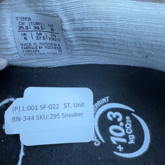 ASICS Women size 8 Gel-Kayano 32 1012B839 Beige Running Shoes Sneakers - Picture 8 of 8